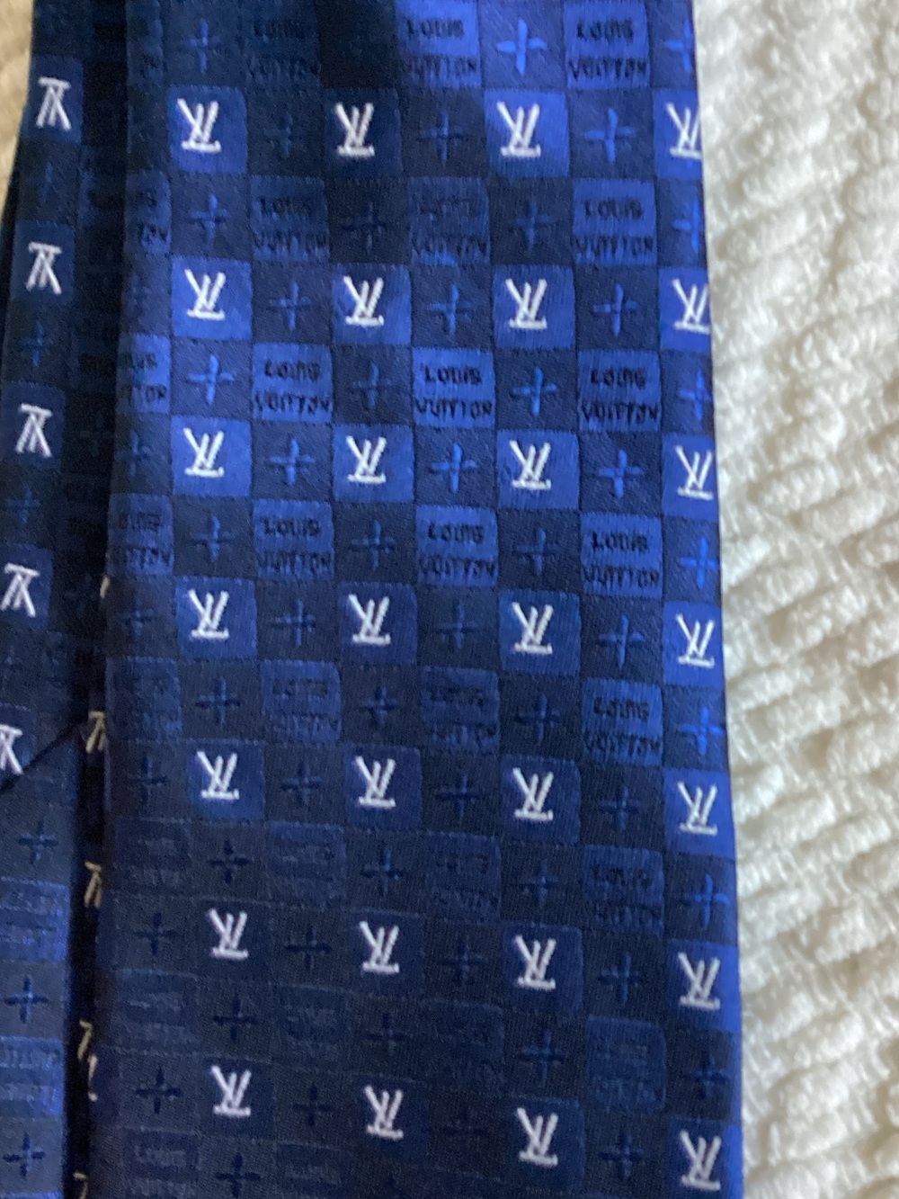 Louis Vuitton Dark Blue Monogram Silk Tie - Picture 7 of 7